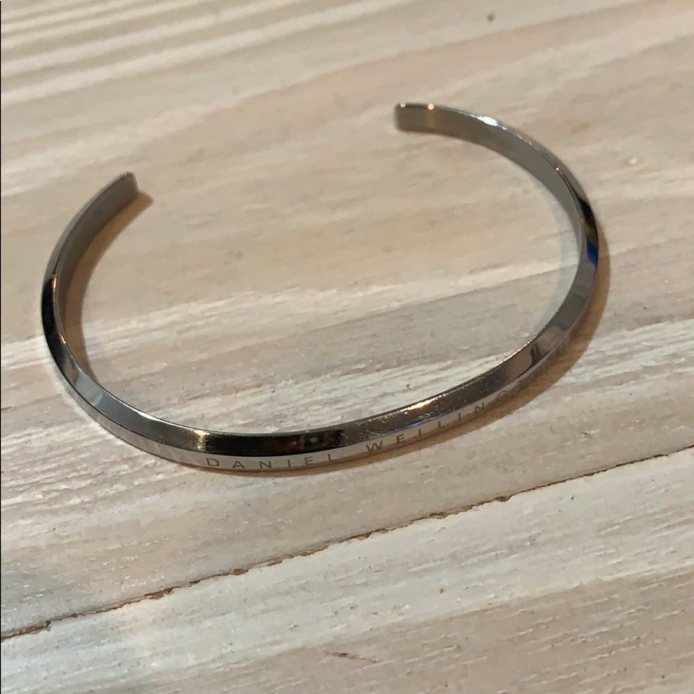 Daniel Wellington silver cuff bracelet.